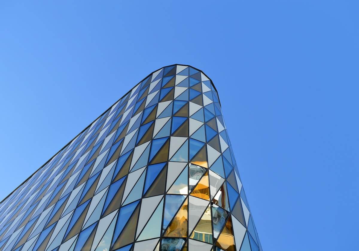 800天领跑却零冠军！阿伯恩茅斯紧咬榜首，钢铁防线阿森纳要慌？